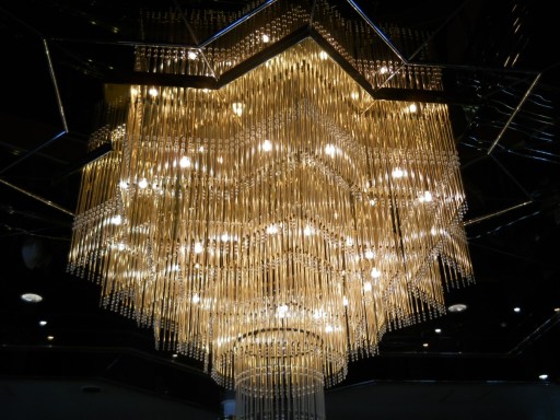 �V�����f���A