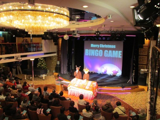 �ʕ{�ԉ΃N���[�Y �r���S���