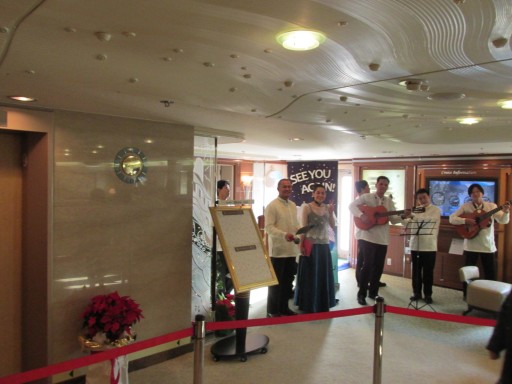 �ʕ{�ԉ΃N���[�Y ���D