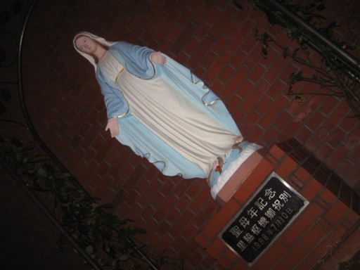 �}���A��