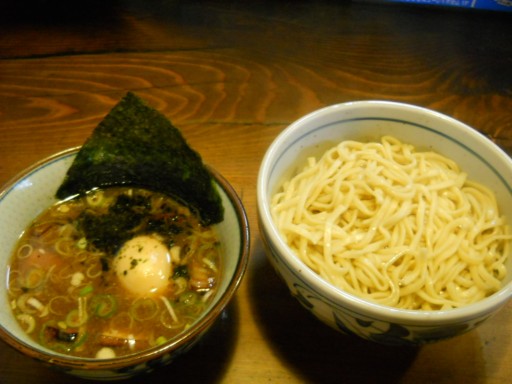 ���R�E���V��3