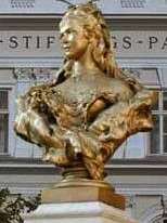 ウィーン・エリザベート皇后病院のシシー像